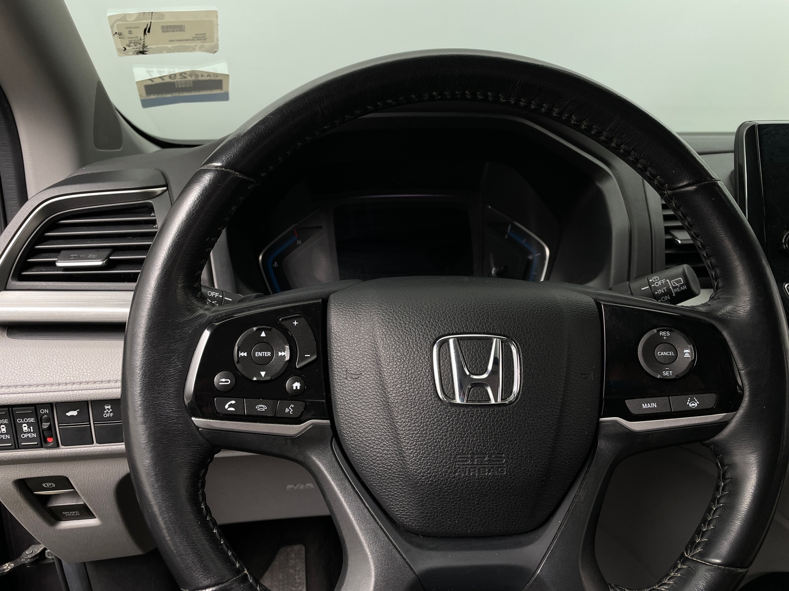 Thumbnail: 2019 Honda Odyssey - 4