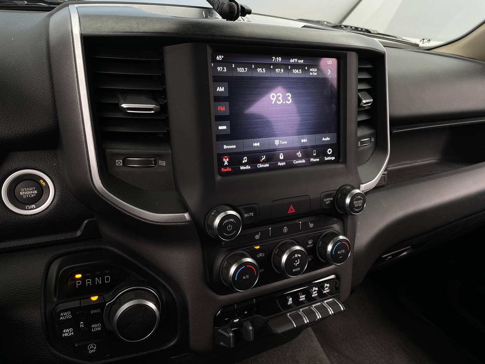 Thumbnail: 2020 RAM 1500 - 4