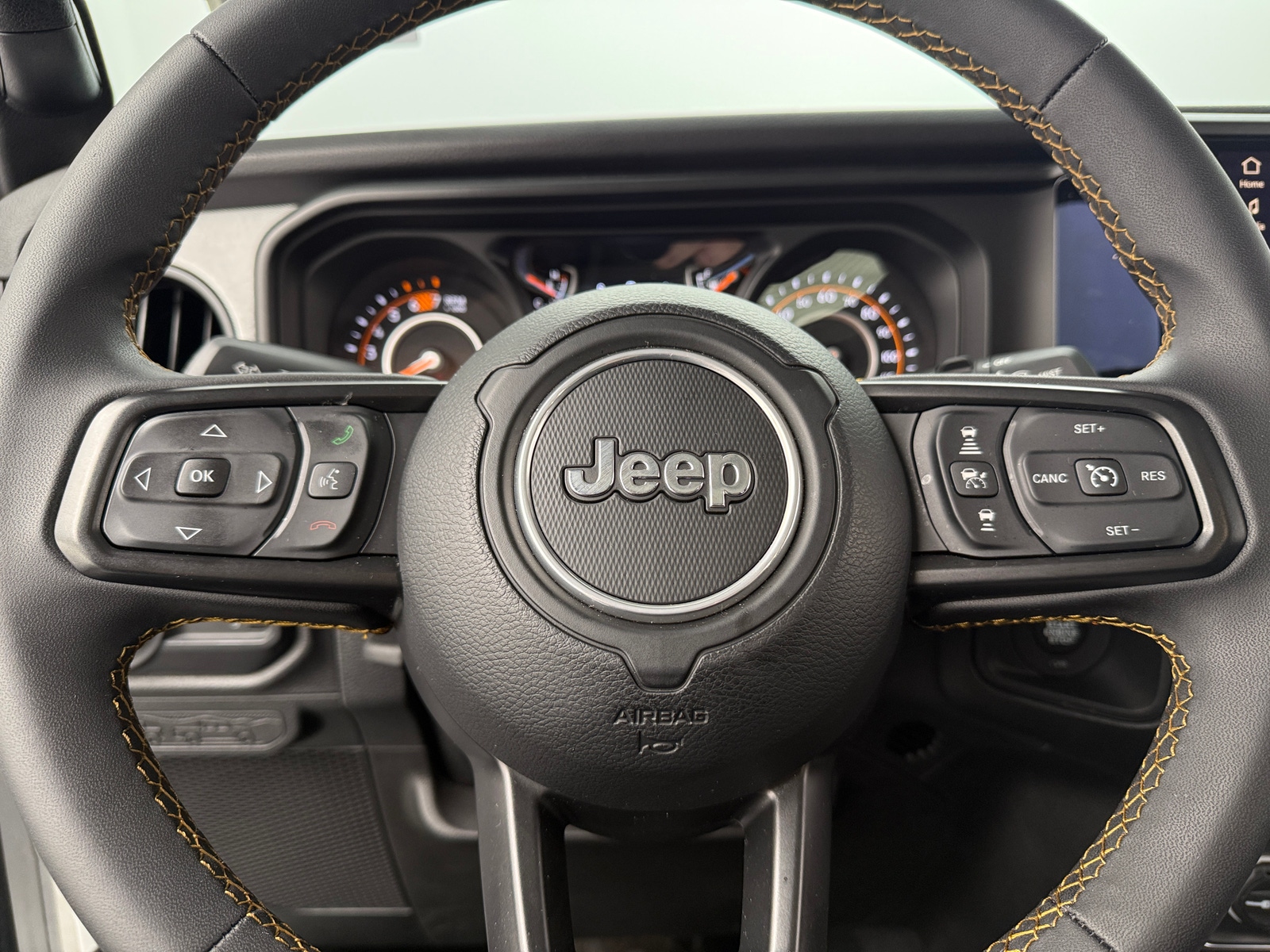 Thumbnail: 2024 Jeep Wrangler - 5