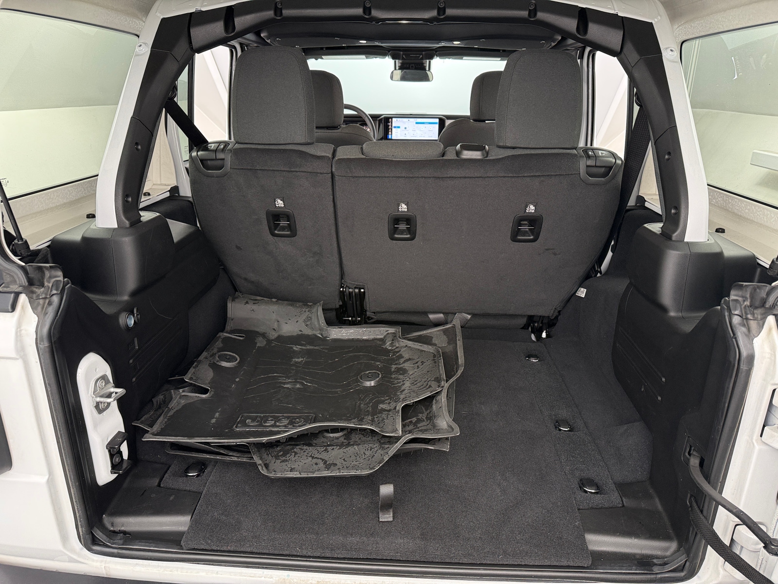 Thumbnail: 2024 Jeep Wrangler - 7