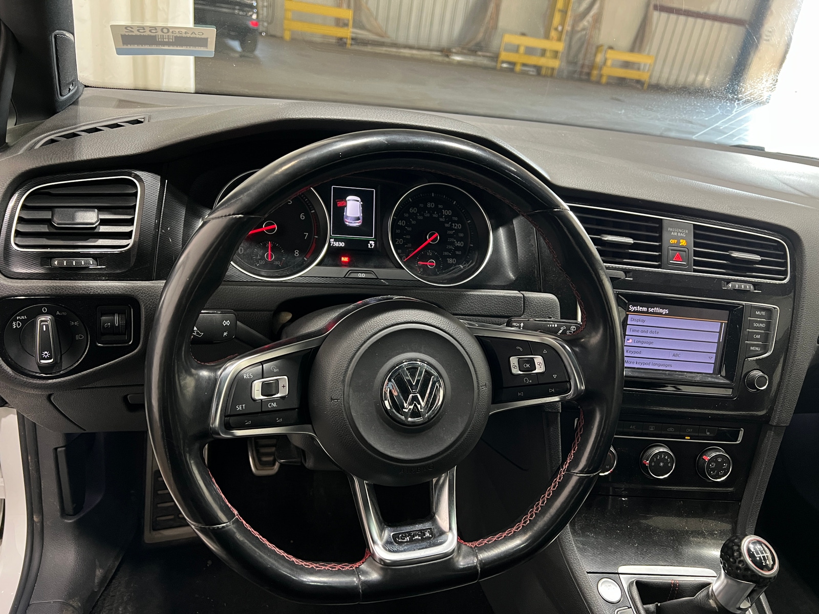 Thumbnail: 2015 Volkswagen Golf - 5