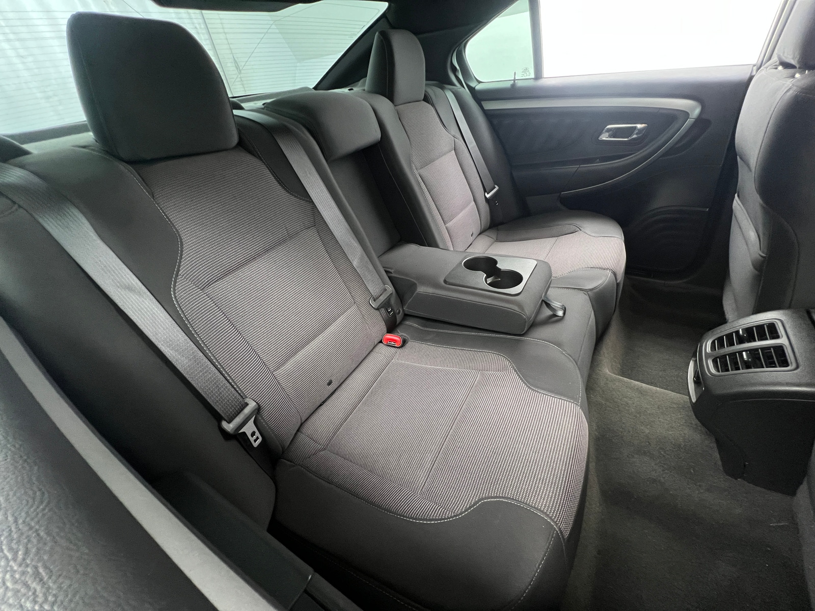 Thumbnail: 2018 Ford Taurus - 6