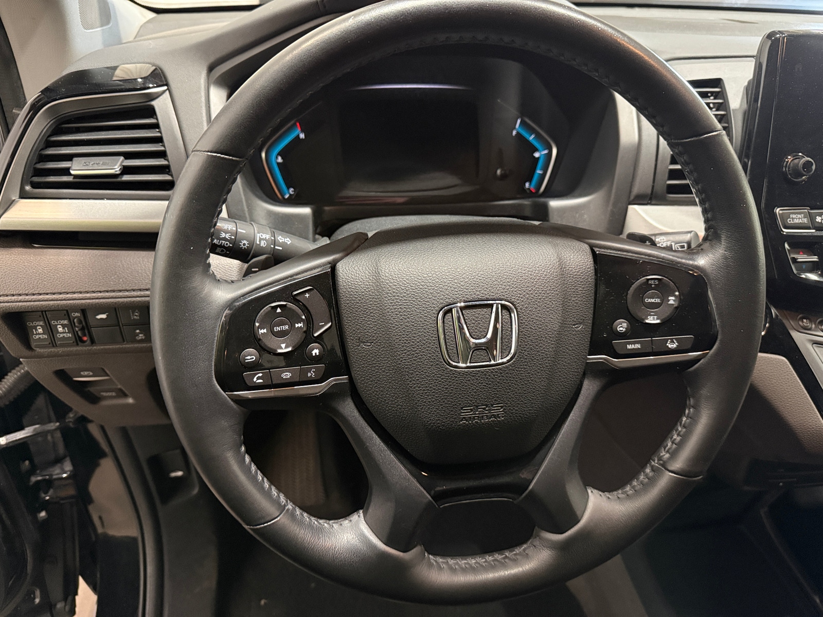 Thumbnail: 2018 Honda Odyssey - 4