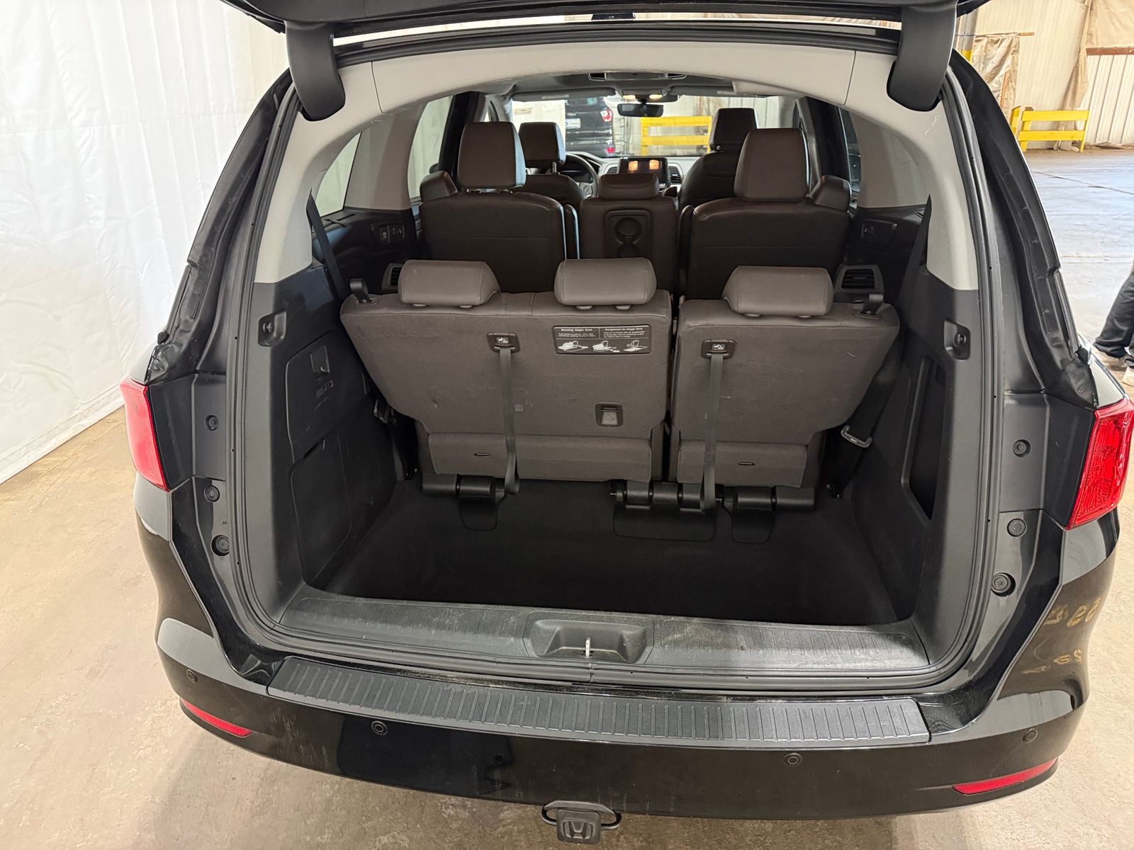 Thumbnail: 2018 Honda Odyssey - 6