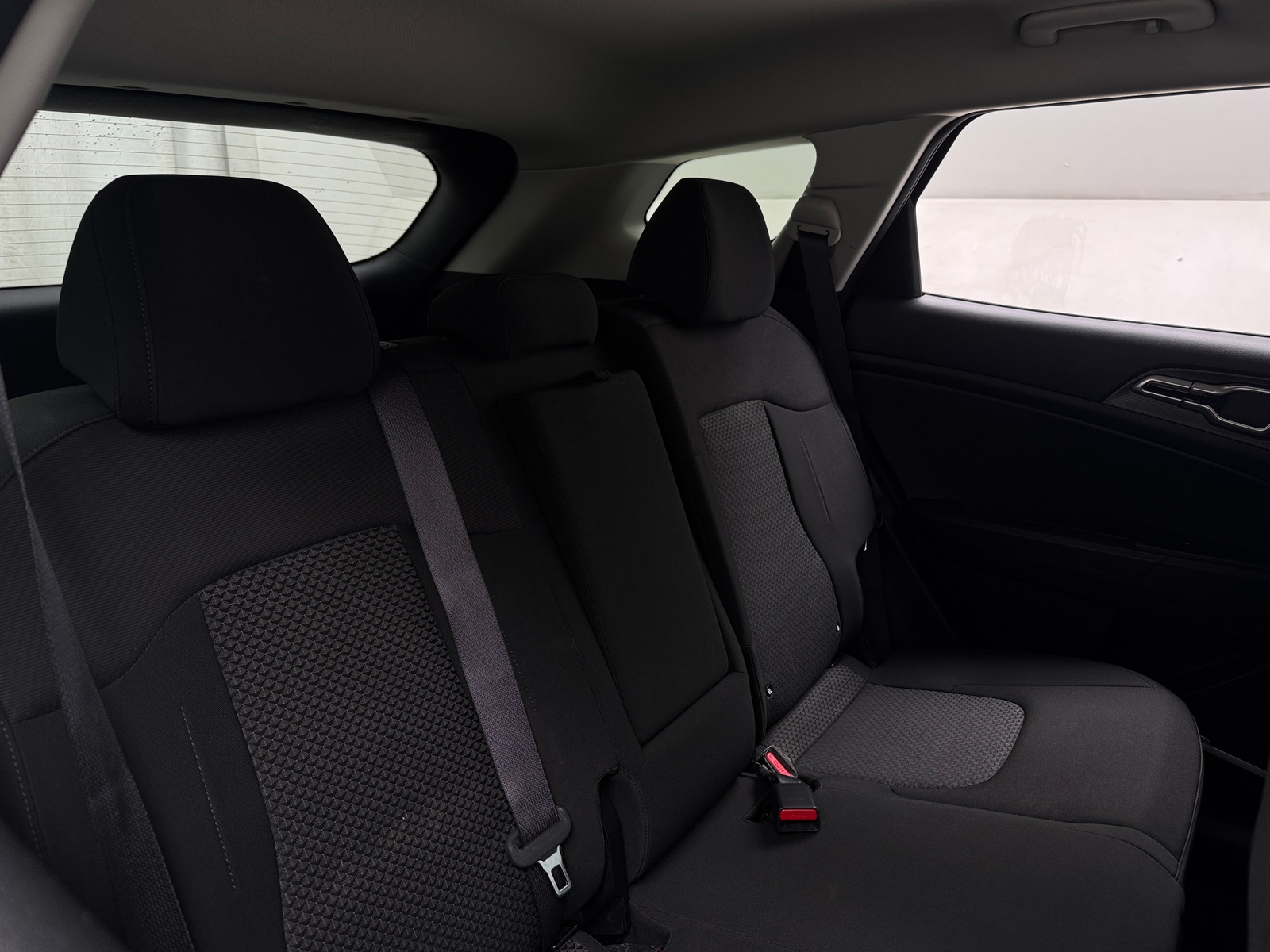 Thumbnail: 2023 Kia Sportage - 6