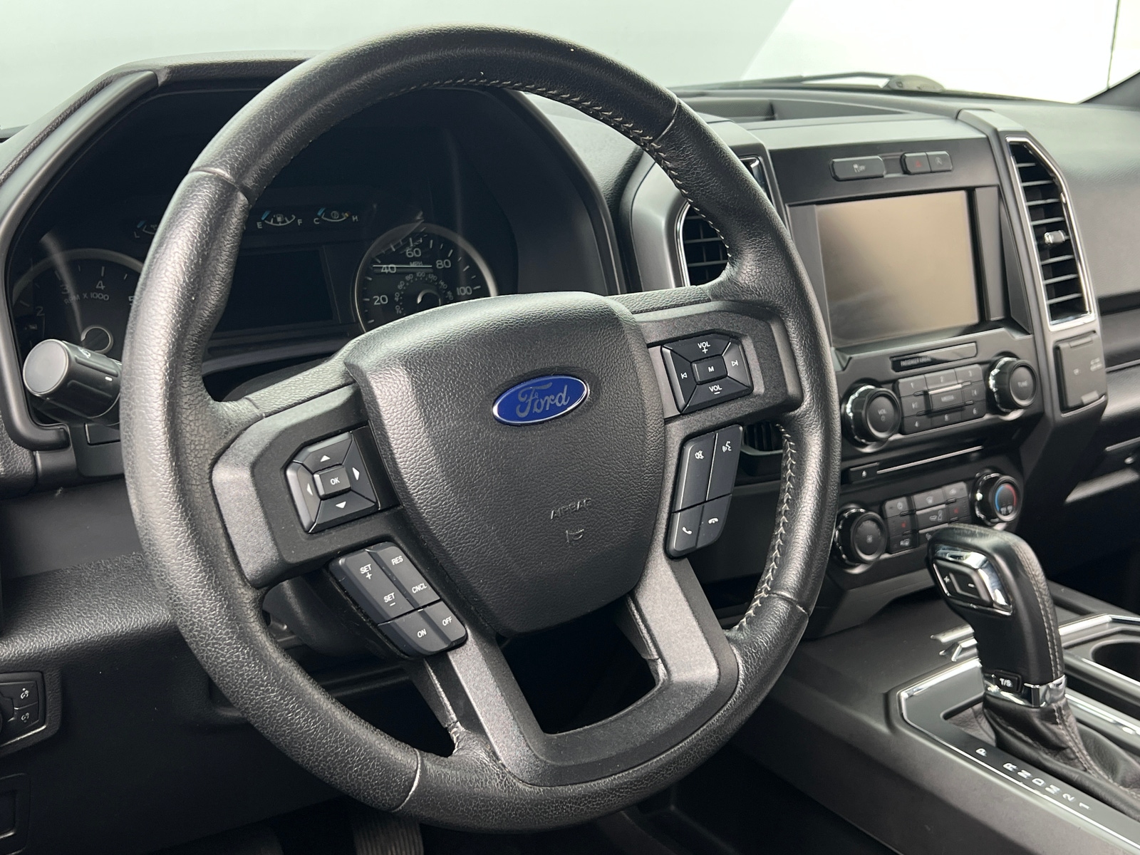 Thumbnail: 2015 Ford Econoline - 5