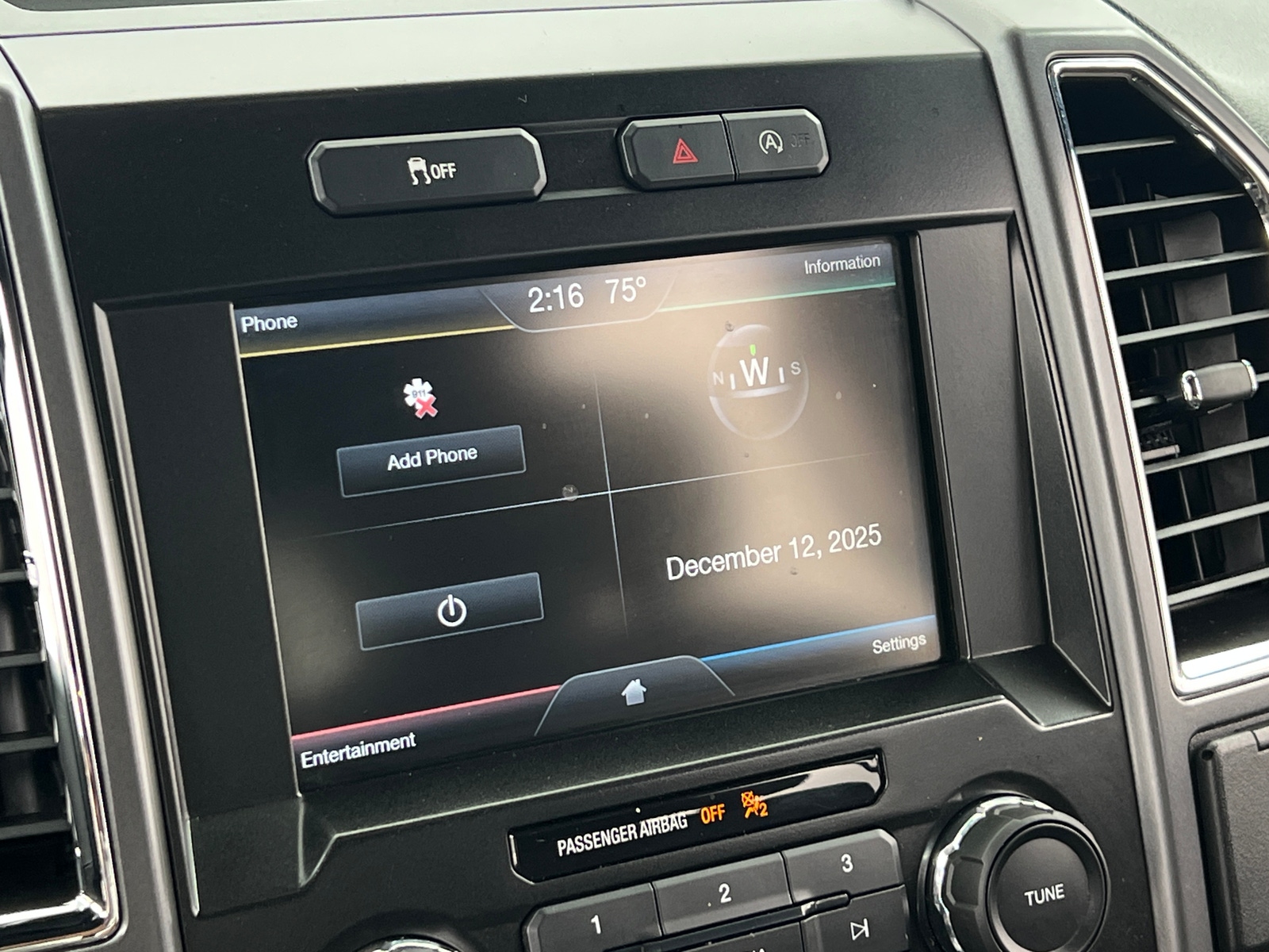 Thumbnail: 2015 Ford Econoline - 4