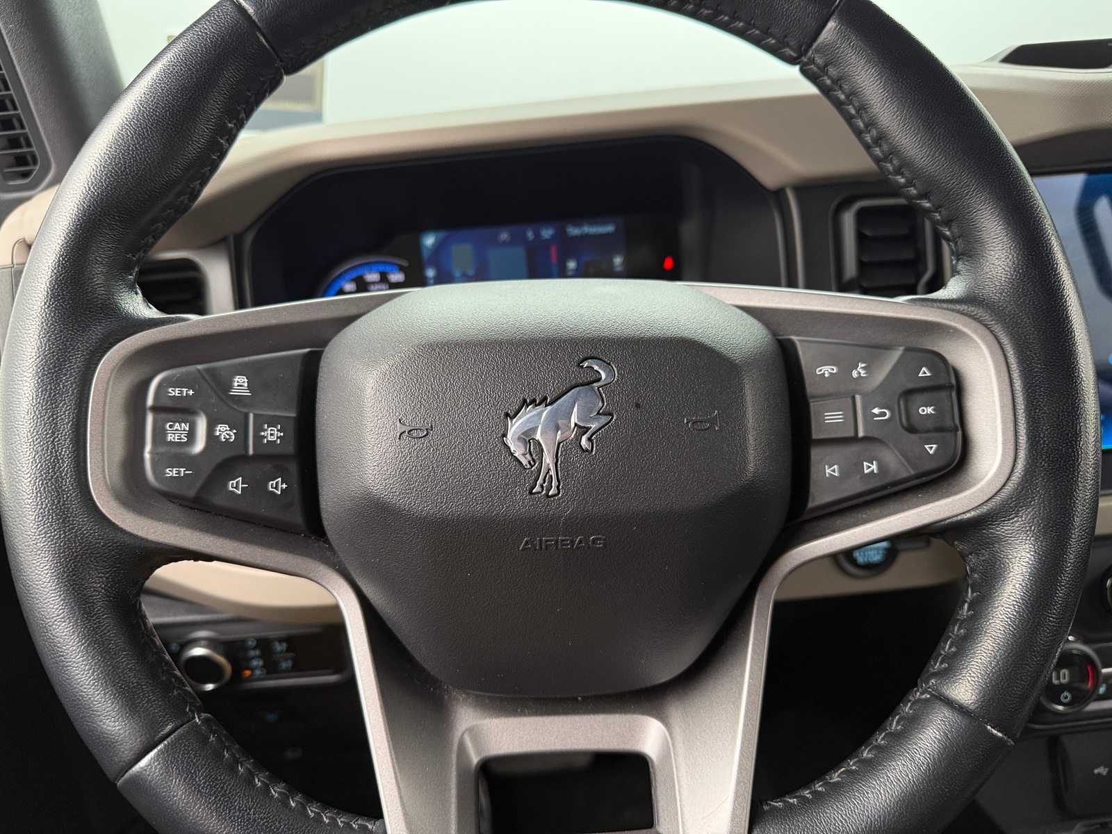 Thumbnail: 2023 Ford Bronco - 4