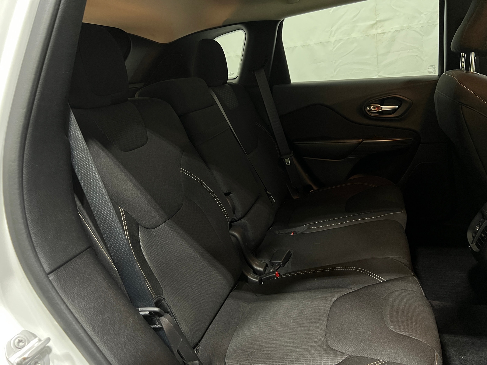 Thumbnail: 2016 Jeep Cherokee - 6