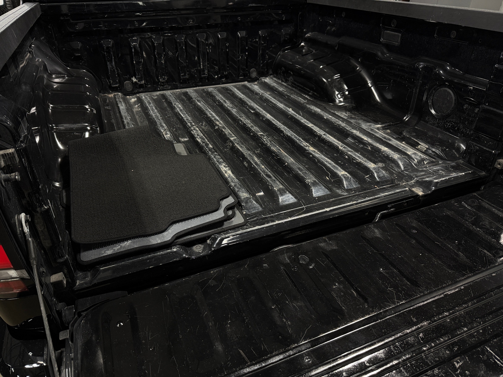 Thumbnail: 2022 Nissan Frontier - 7