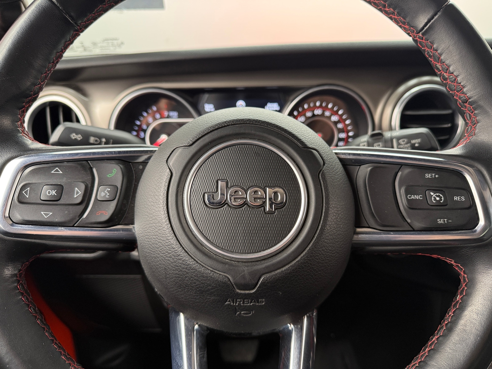 Thumbnail: 2018 Jeep Wrangler - 5