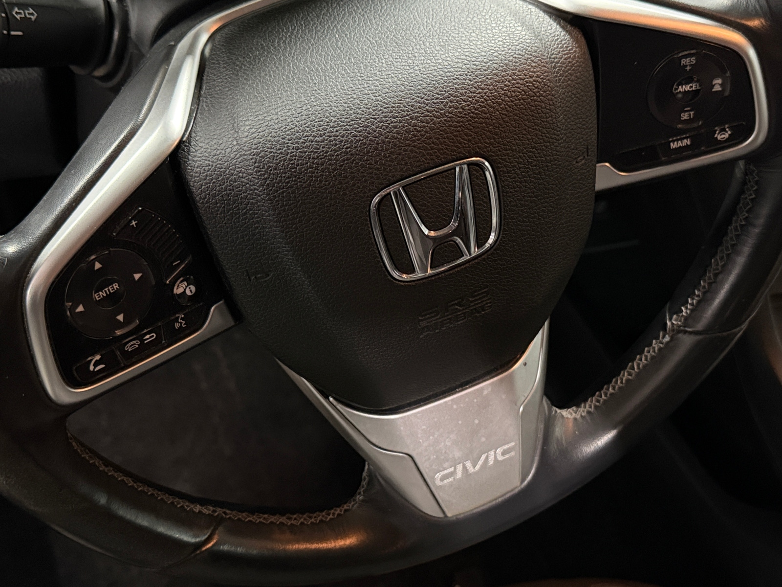 Thumbnail: 2017 Honda Civic - 4