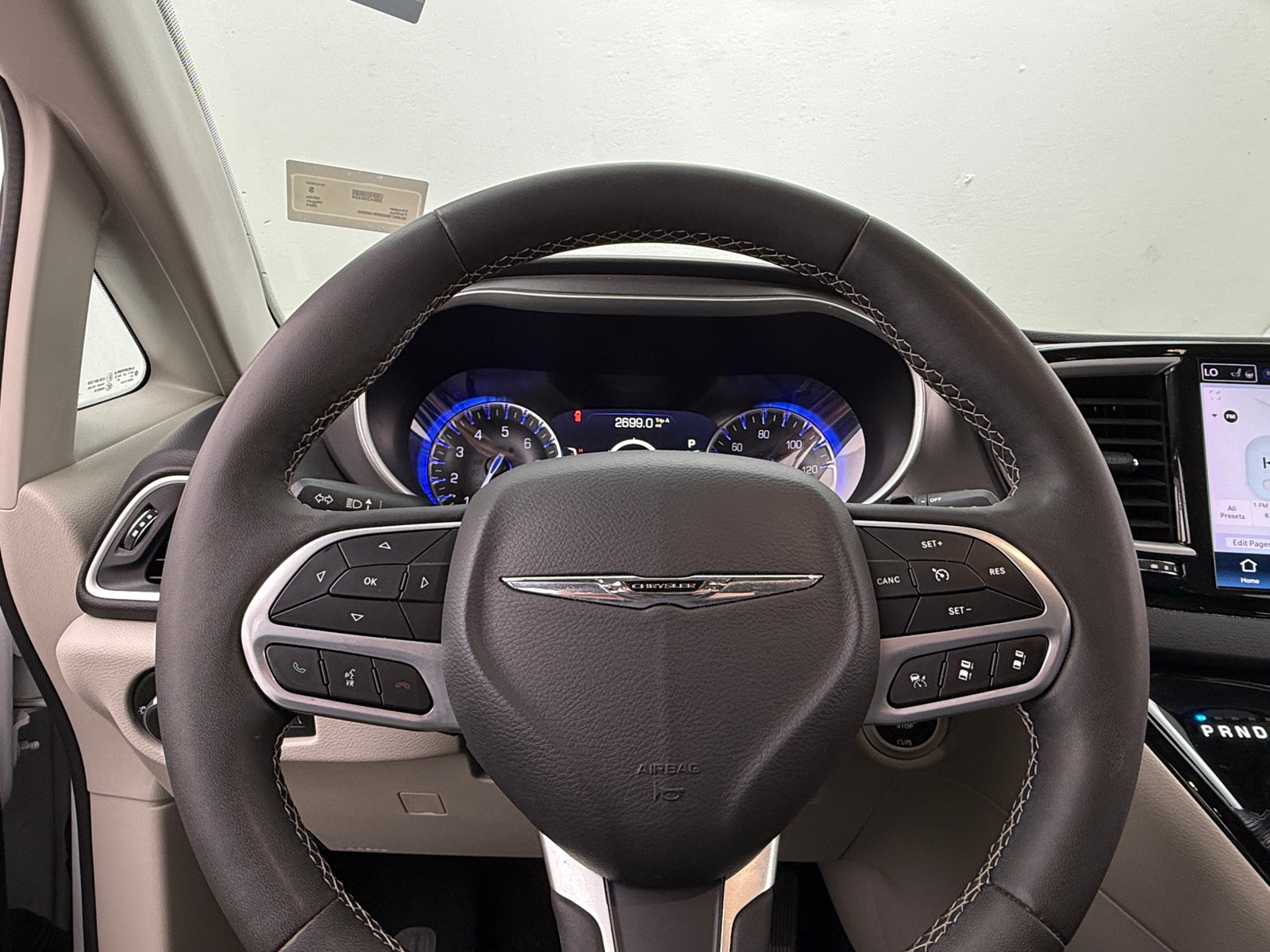 Thumbnail: 2024 Chrysler Pacifica - 4