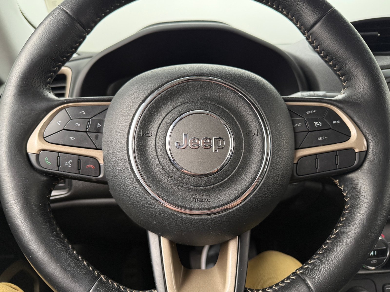 Thumbnail: 2017 Jeep Renegade - 4