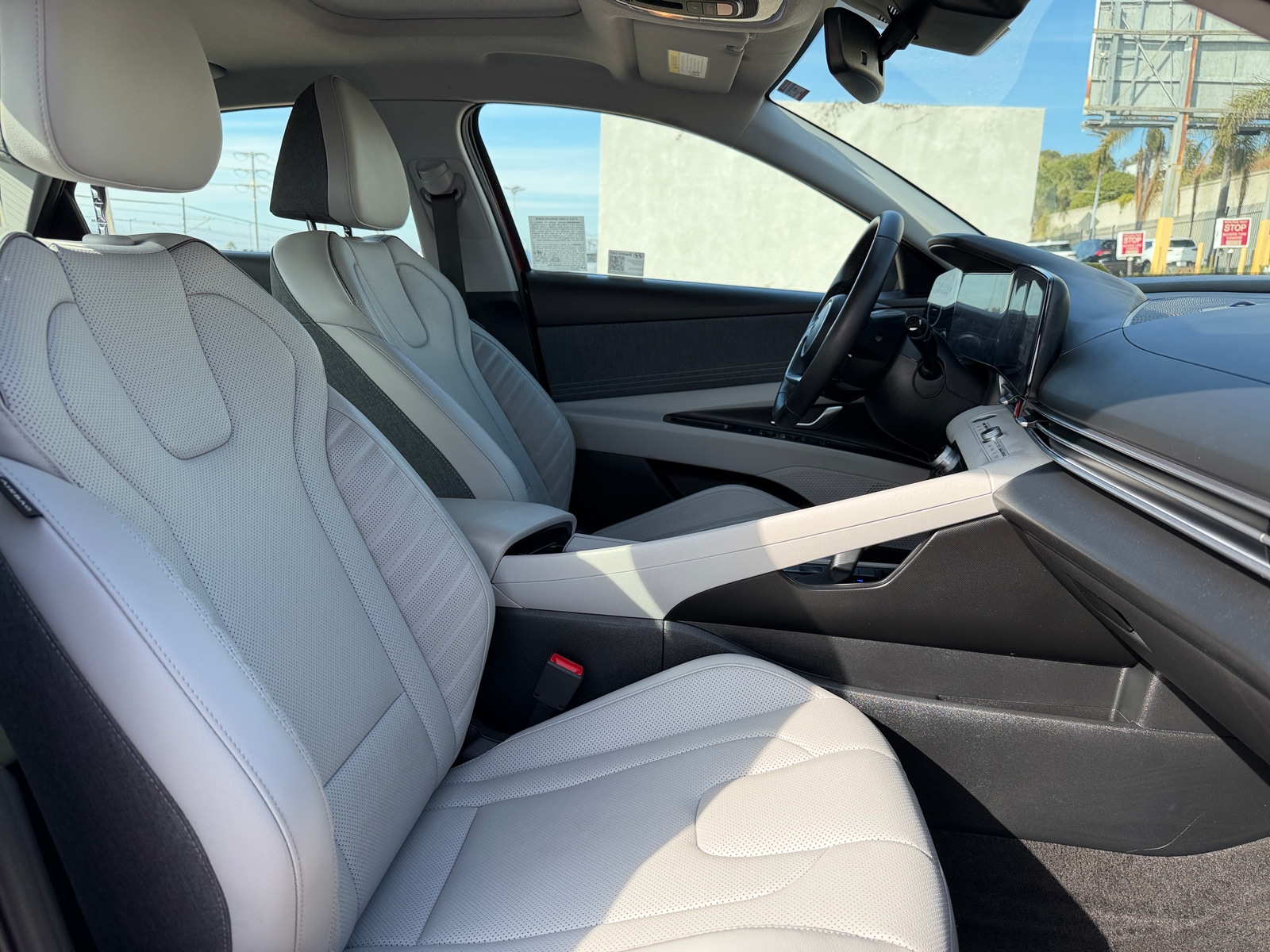 Thumbnail: 2025 Hyundai Elantra - 2