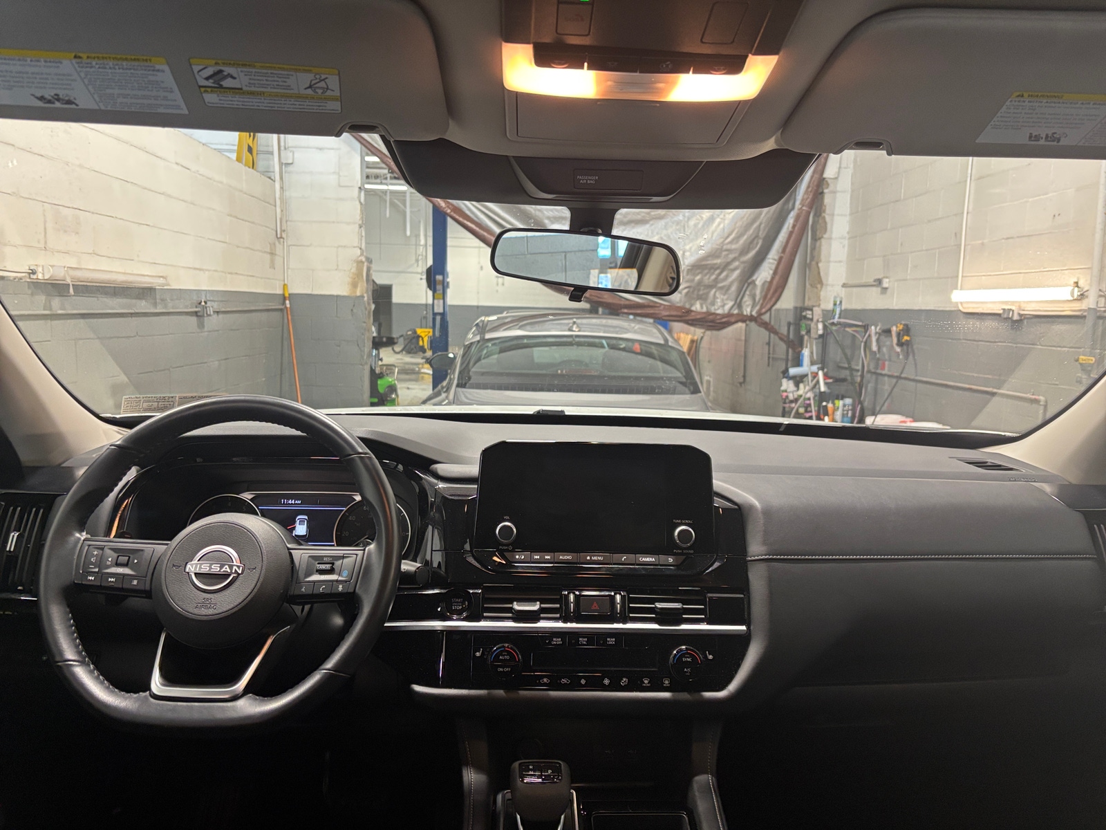 Thumbnail: 2025 Nissan Pathfinder - 3