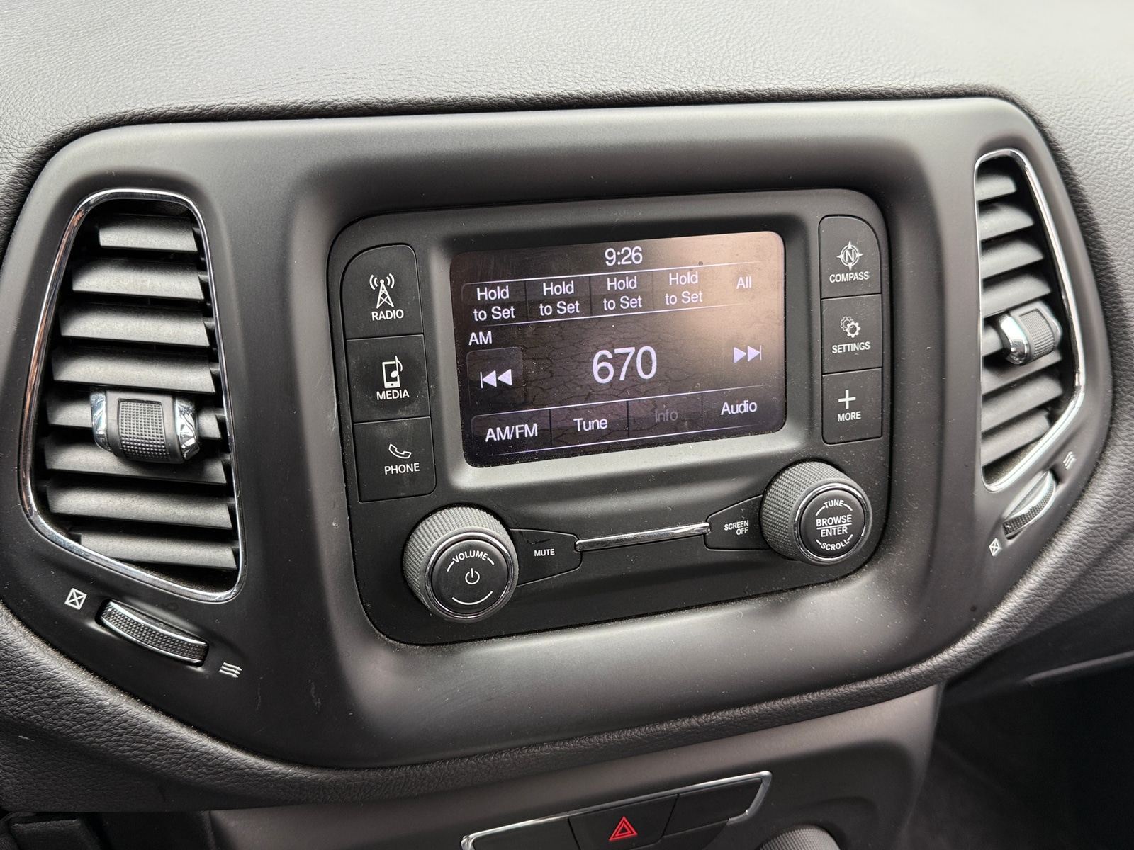 Thumbnail: 2018 Jeep Compass - 4