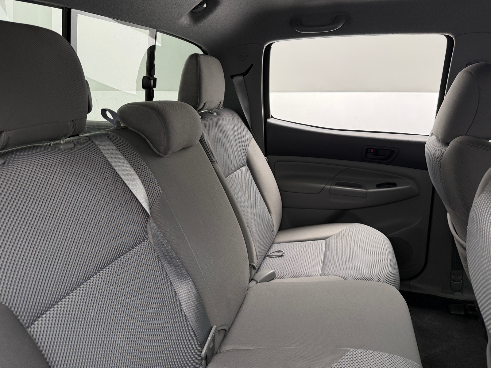 Thumbnail: 2013 Toyota Tacoma - 6