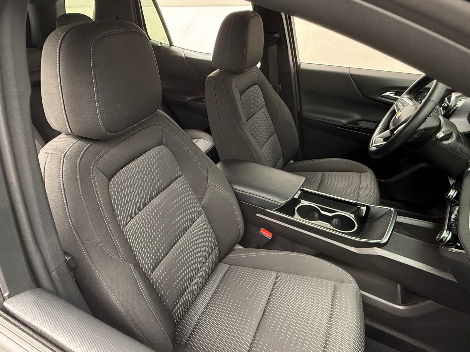 Thumbnail: 2025 Chevrolet Equinox - 2