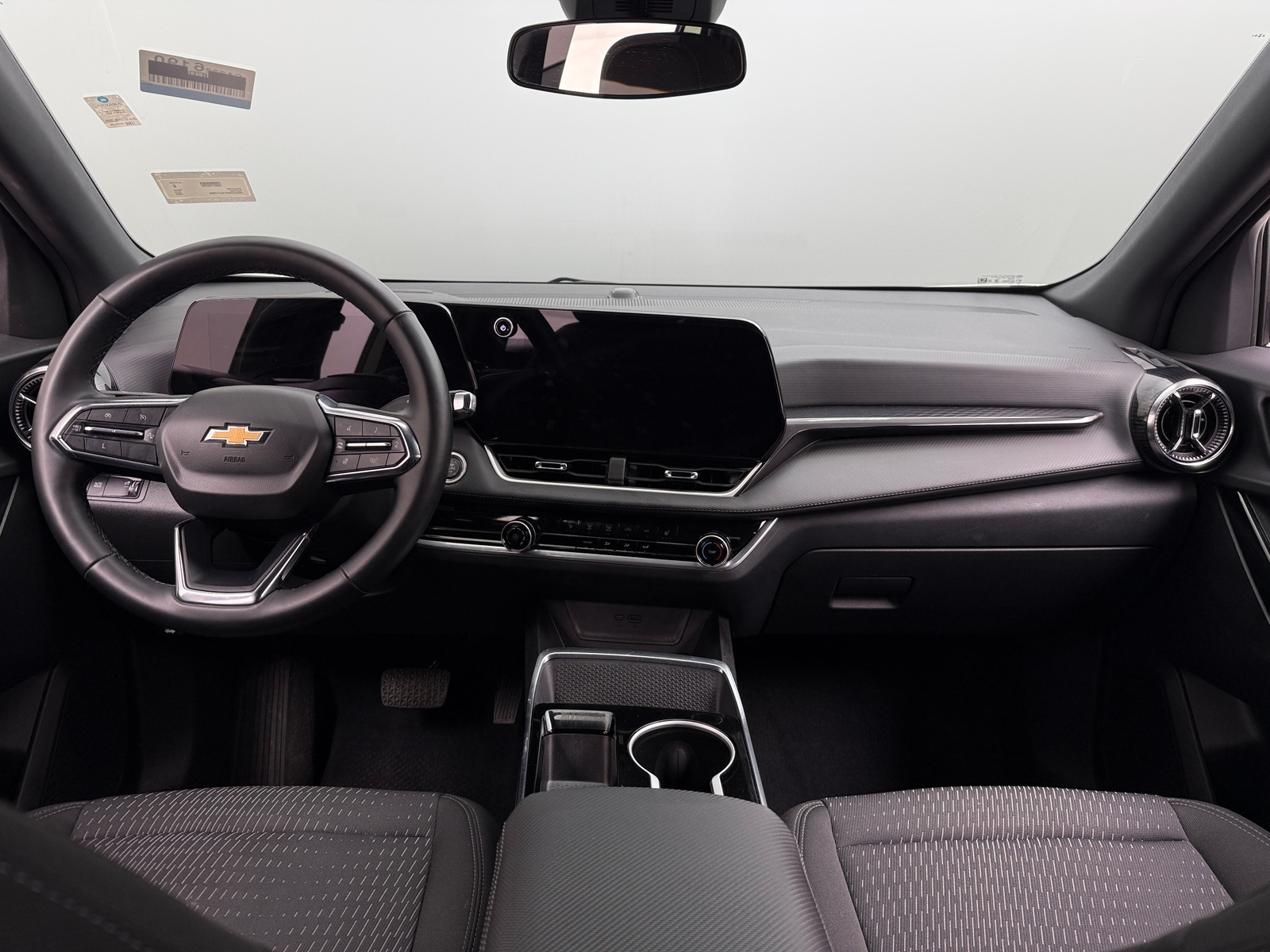 Thumbnail: 2025 Chevrolet Equinox - 3