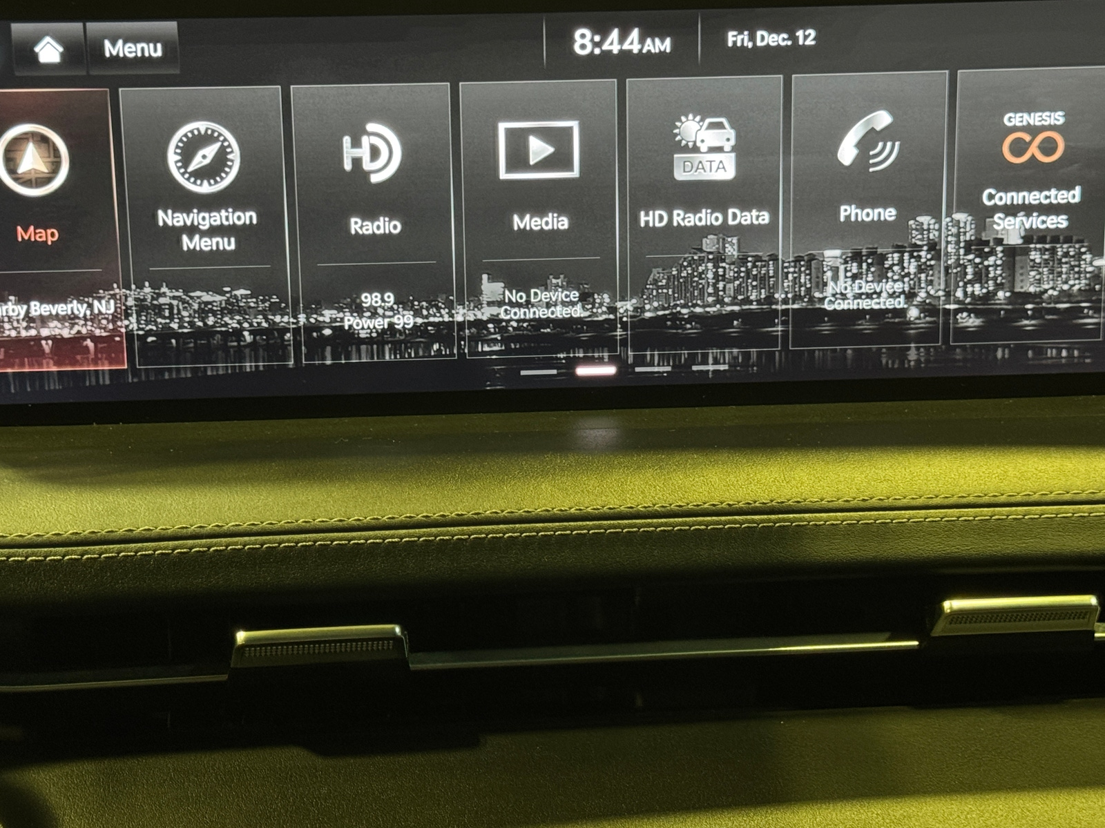 Thumbnail: 2023 Genesis GV70 - 3