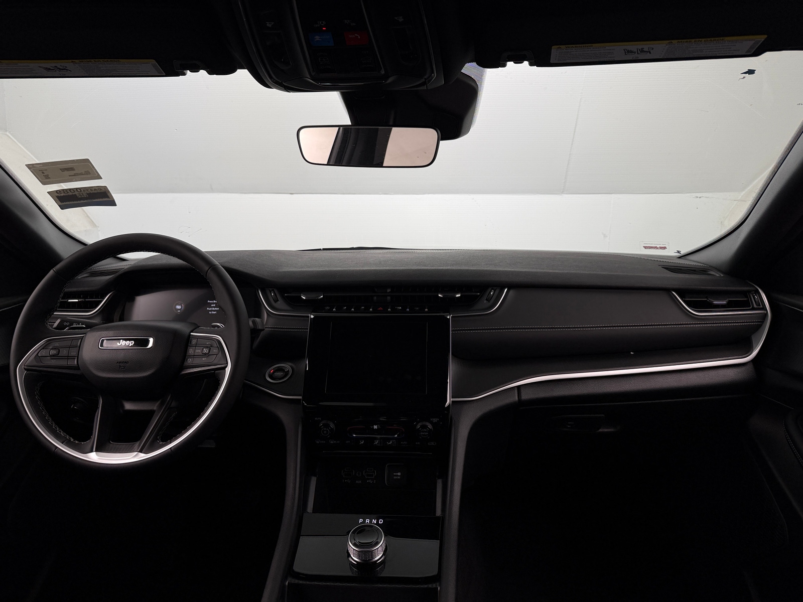 Thumbnail: 2025 Jeep Grand Cherokee - 3