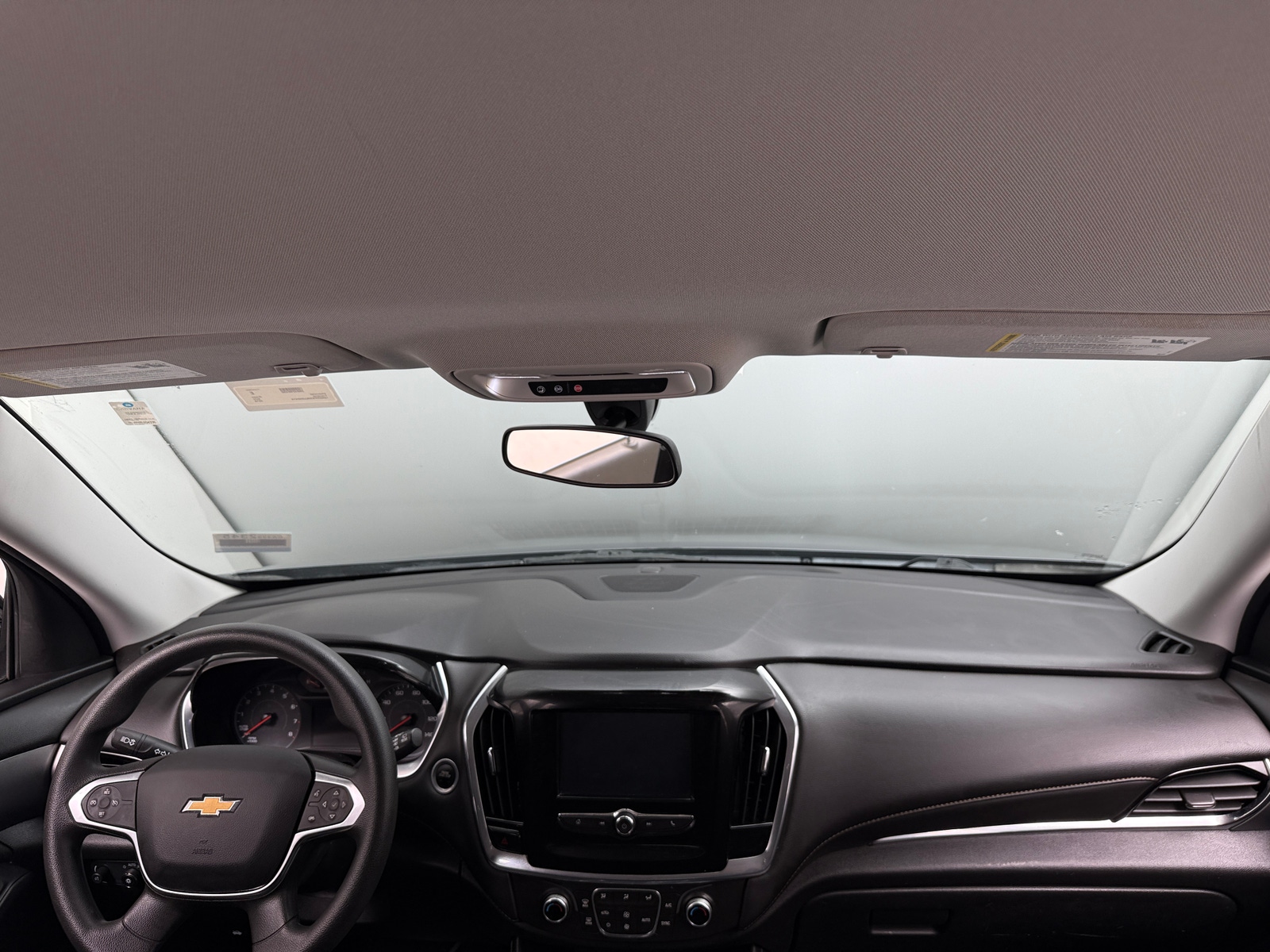 Thumbnail: 2018 Chevrolet Traverse - 3