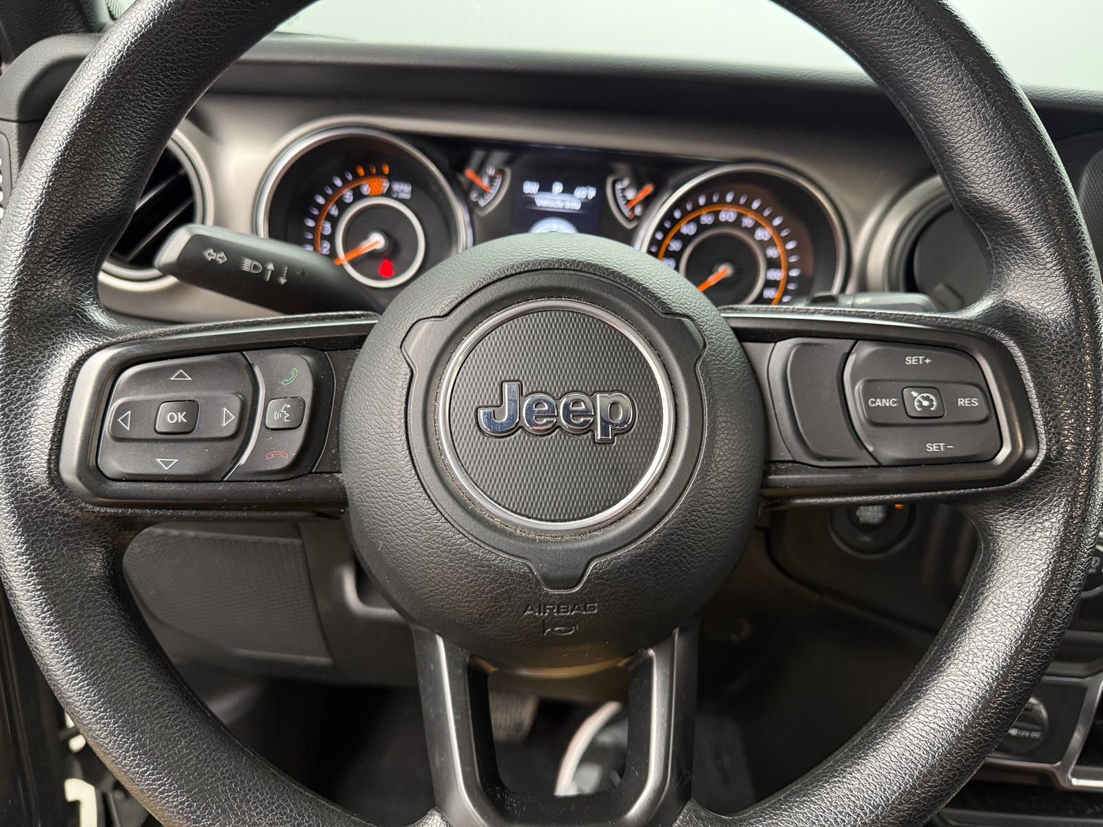 Thumbnail: 2021 Jeep Wrangler - 5