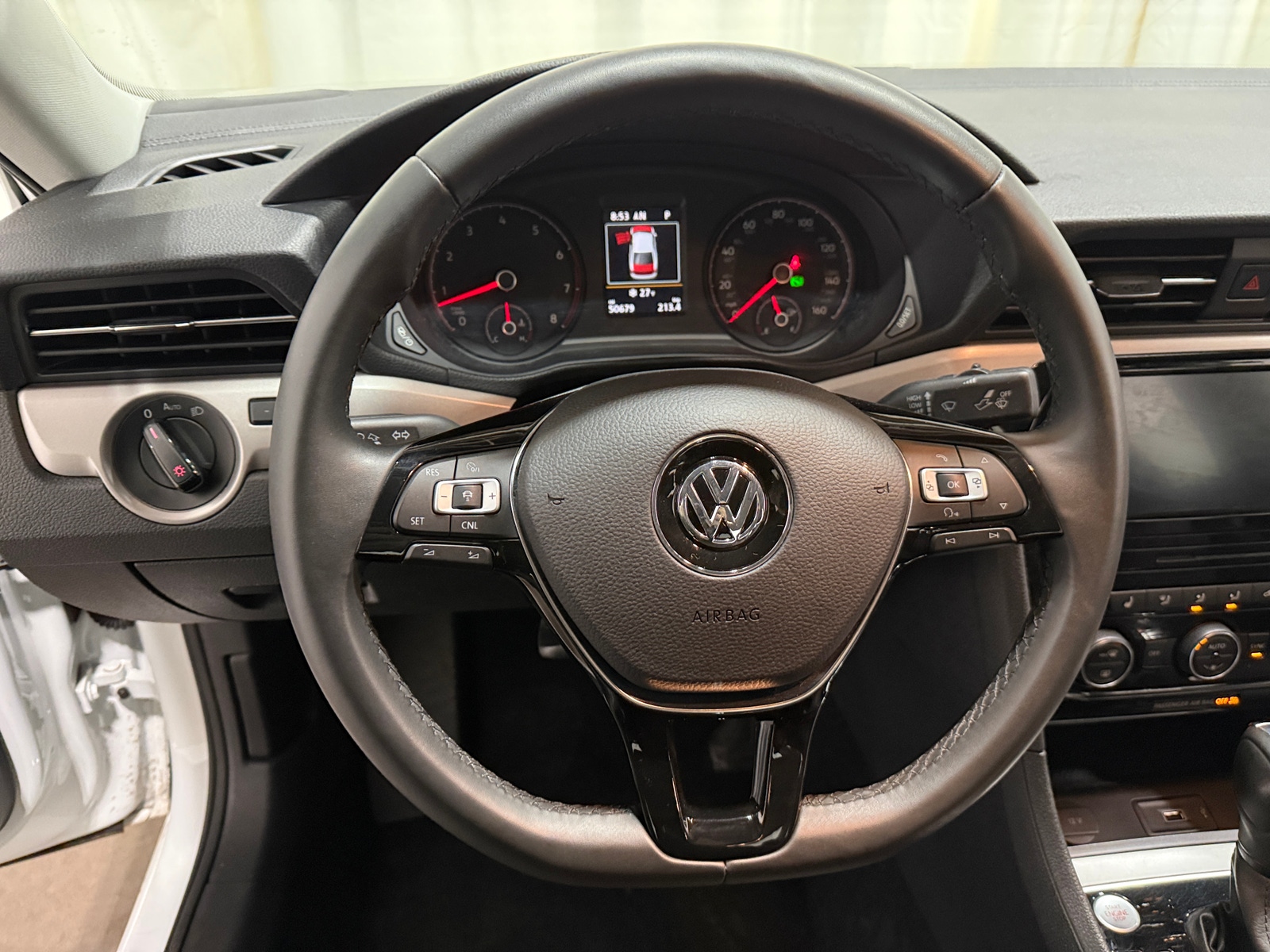 Thumbnail: 2022 Volkswagen Passat - 5