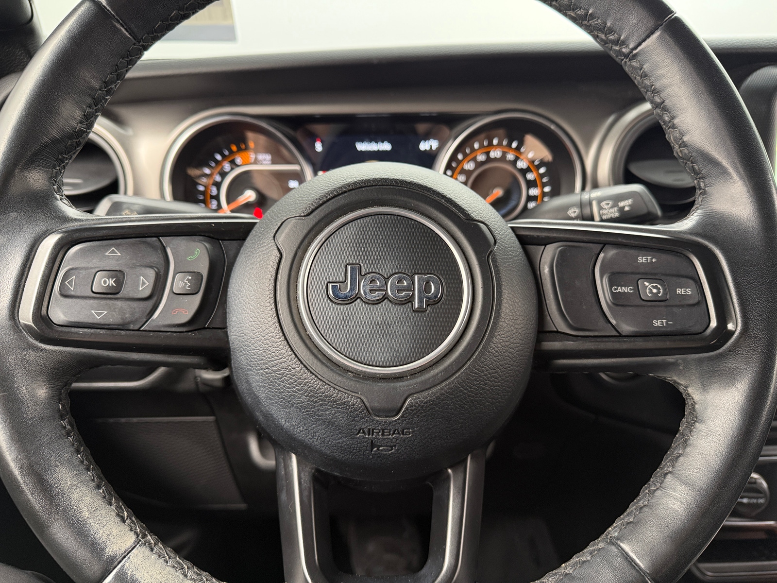 Thumbnail: 2022 Jeep Wrangler - 5