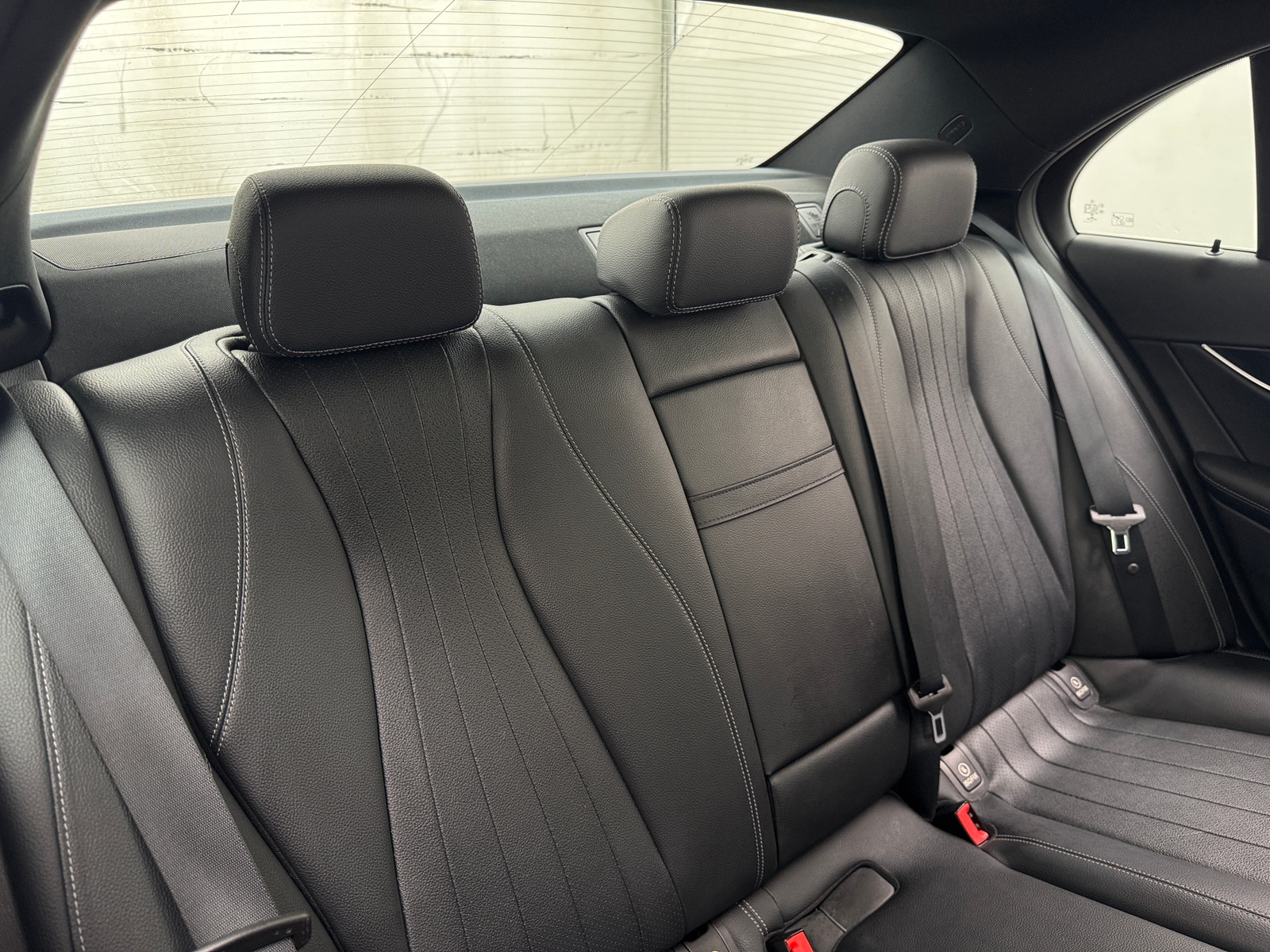 Thumbnail: 2020 Mercedes-Benz E-Class - 5