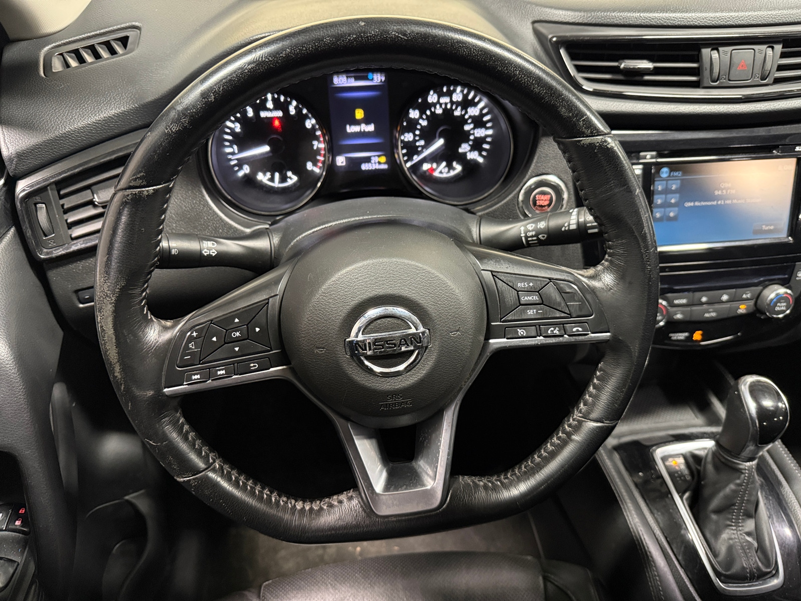 Thumbnail: 2017 Nissan Rogue Sport - 4