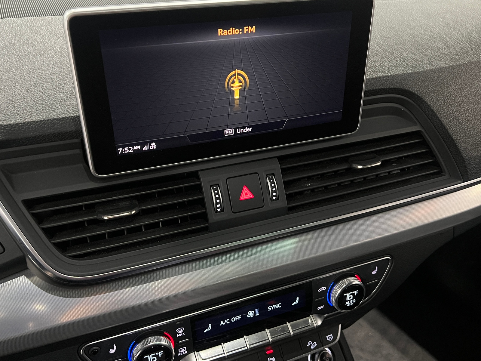 Thumbnail: 2020 Audi Q5 - 3