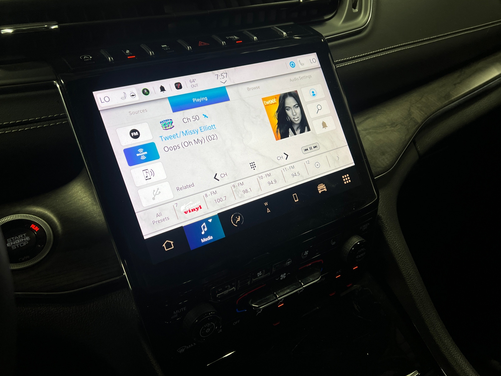 Thumbnail: 2024 Jeep Grand Cherokee - 3