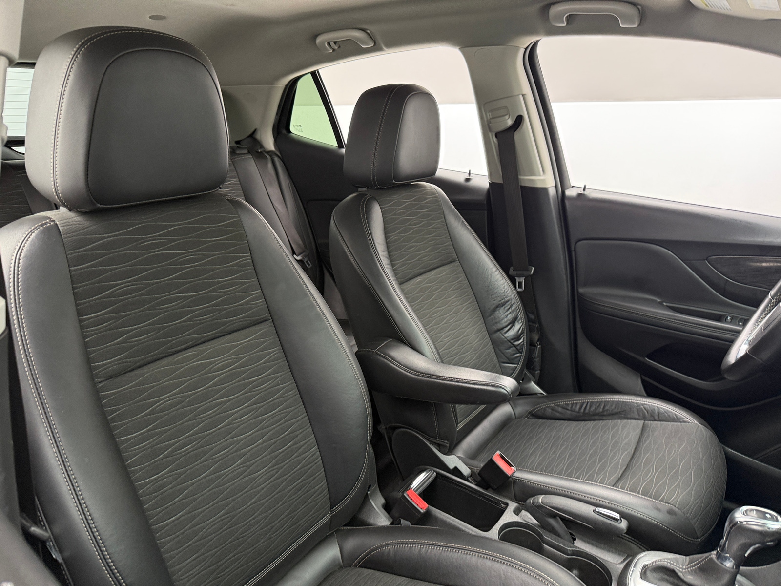 Thumbnail: 2016 Buick Encore - 2