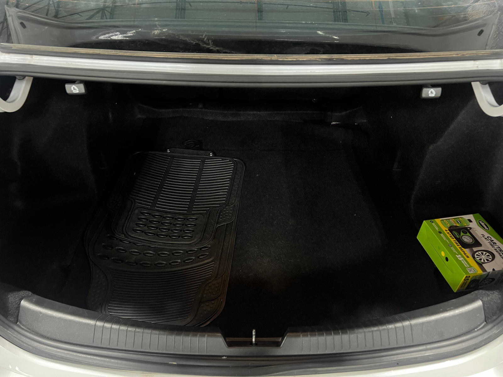 Thumbnail: 2017 Chevrolet Malibu - 7