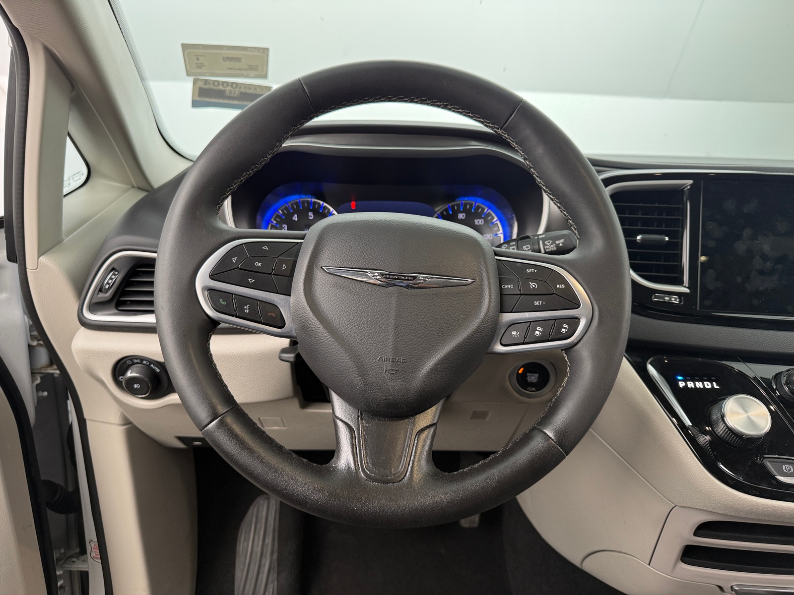 Thumbnail: 2024 Chrysler Pacifica - 4