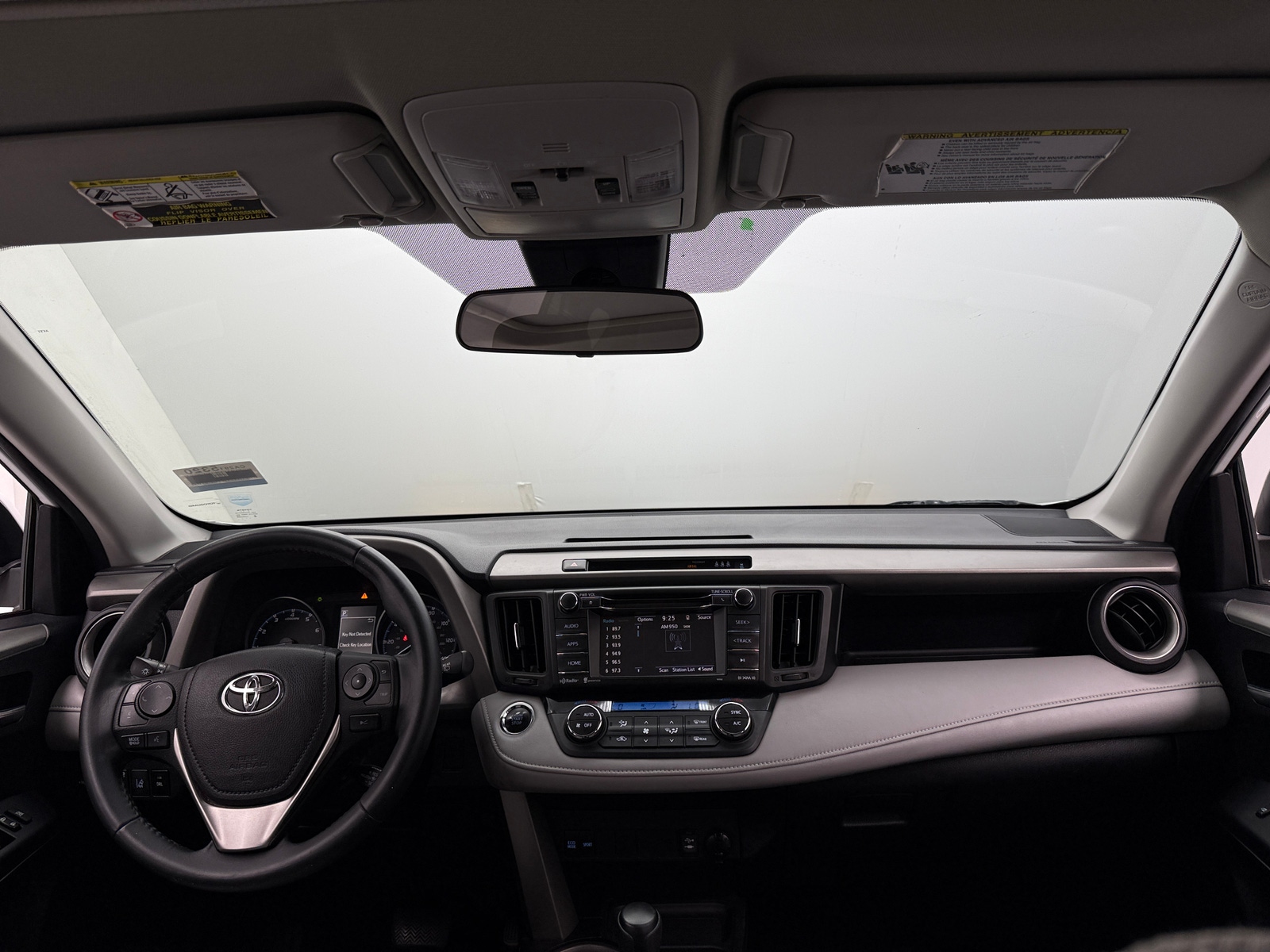 Thumbnail: 2018 Toyota RAV4 - 3