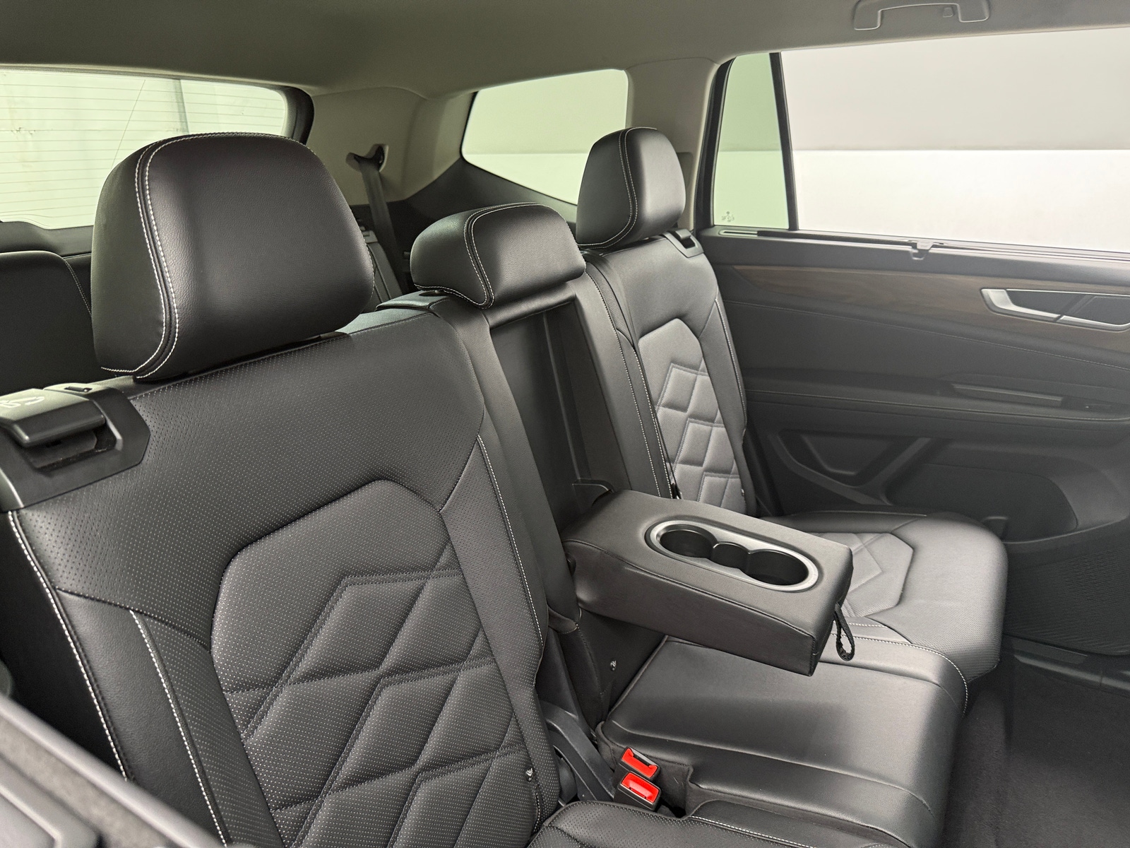 Thumbnail: 2025 Volkswagen Atlas - 5