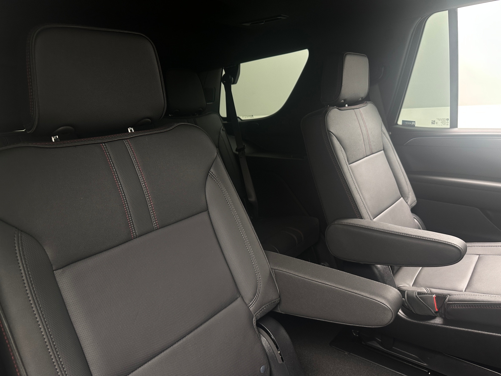 Thumbnail: 2024 Chevrolet Tahoe - 5