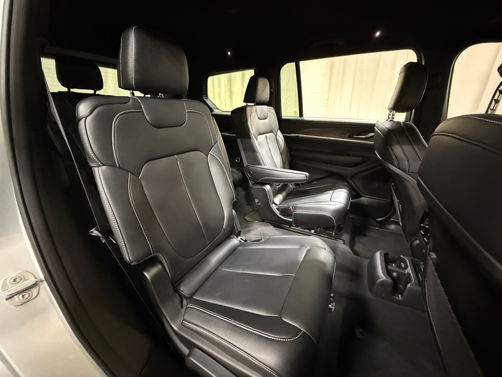 Thumbnail: 2024 Jeep Grand Cherokee L - 5