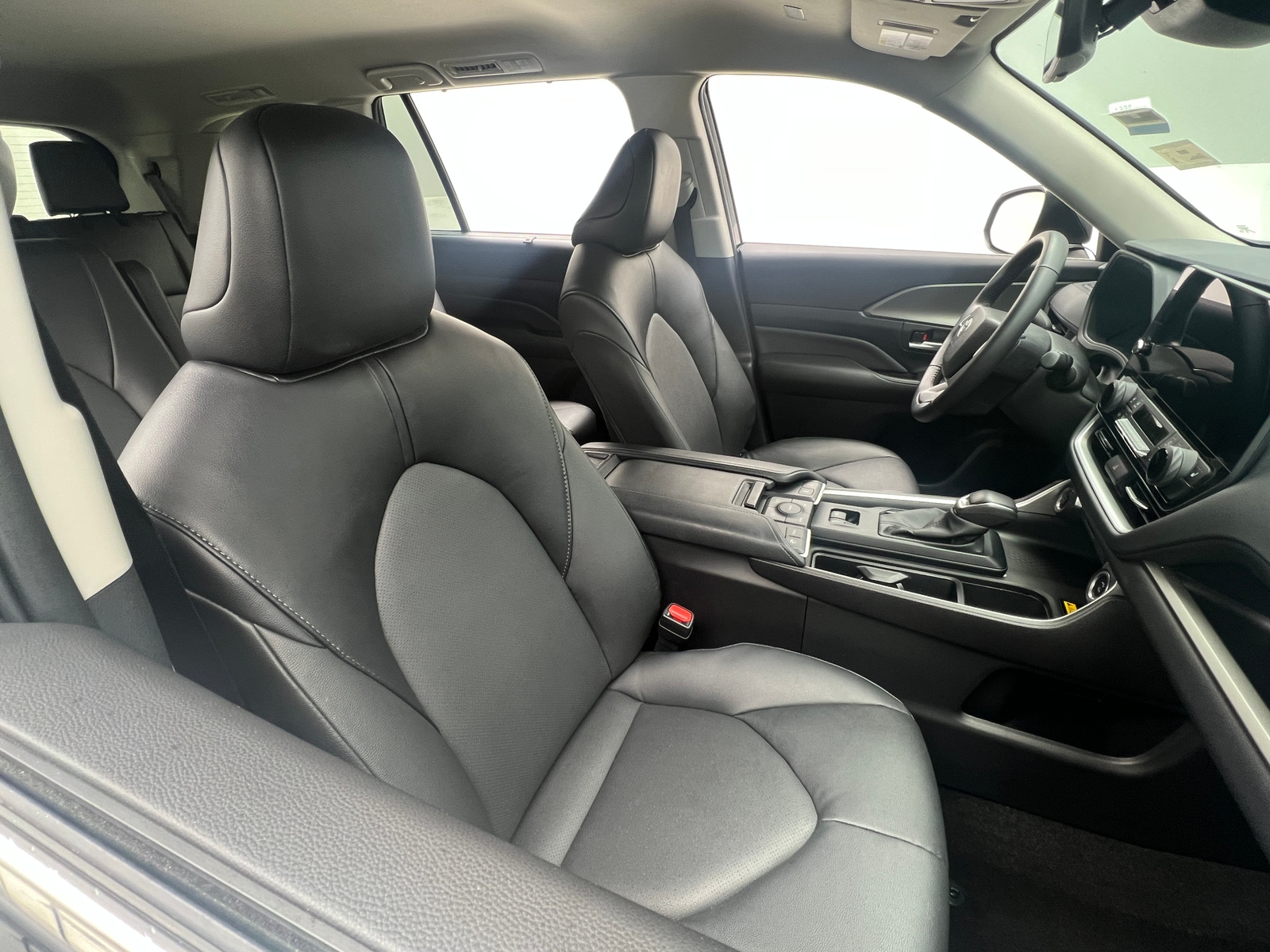 Thumbnail: 2025 Toyota Grand Highlander - 2