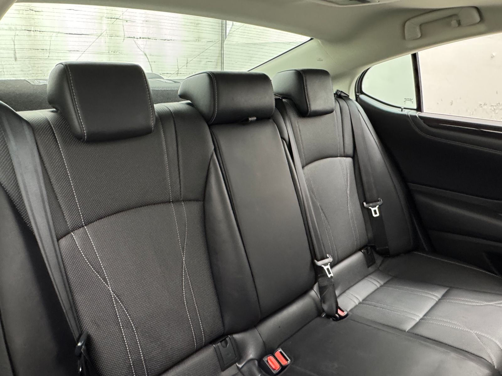 Thumbnail: 2019 Lexus ES - 5