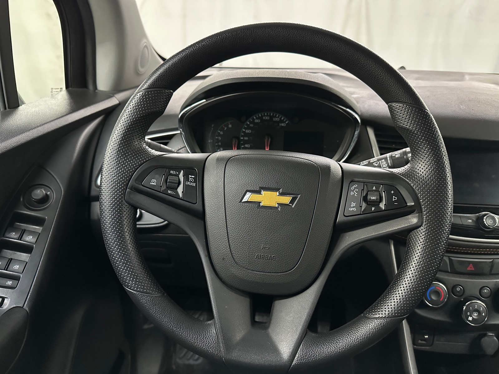Thumbnail: 2020 Chevrolet Trax - 5