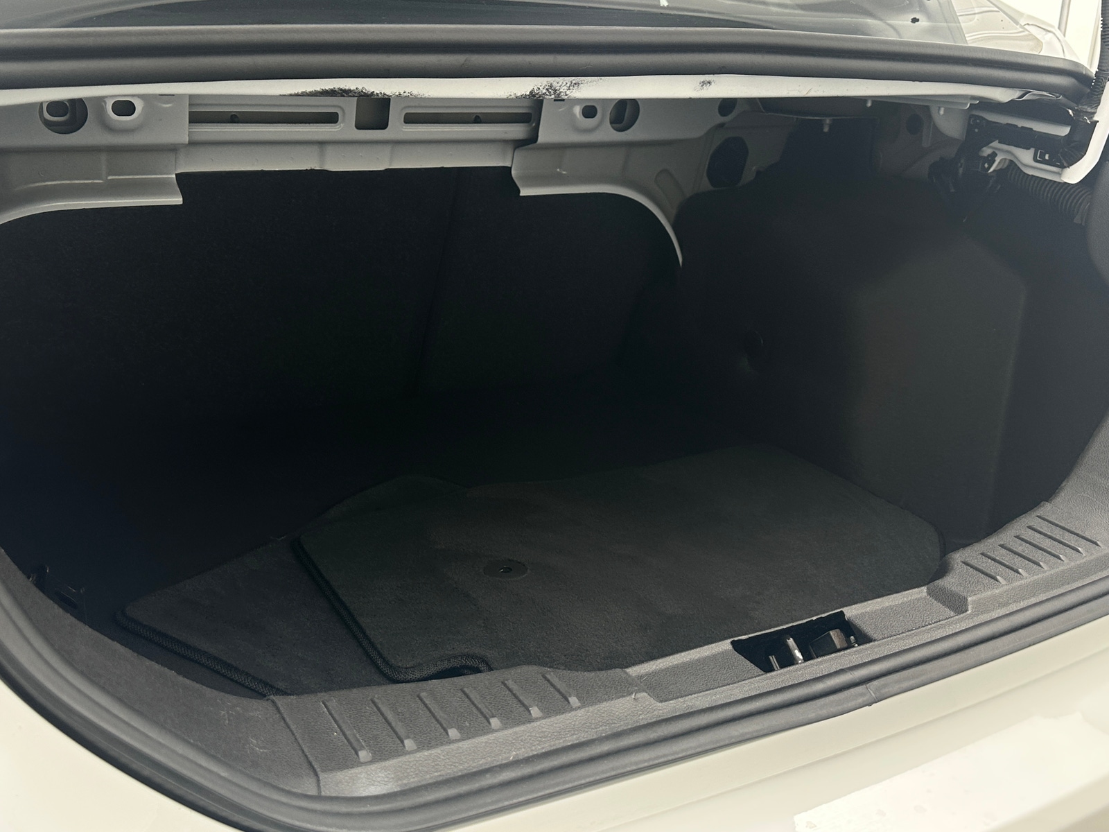 Thumbnail: 2018 Ford Focus - 7