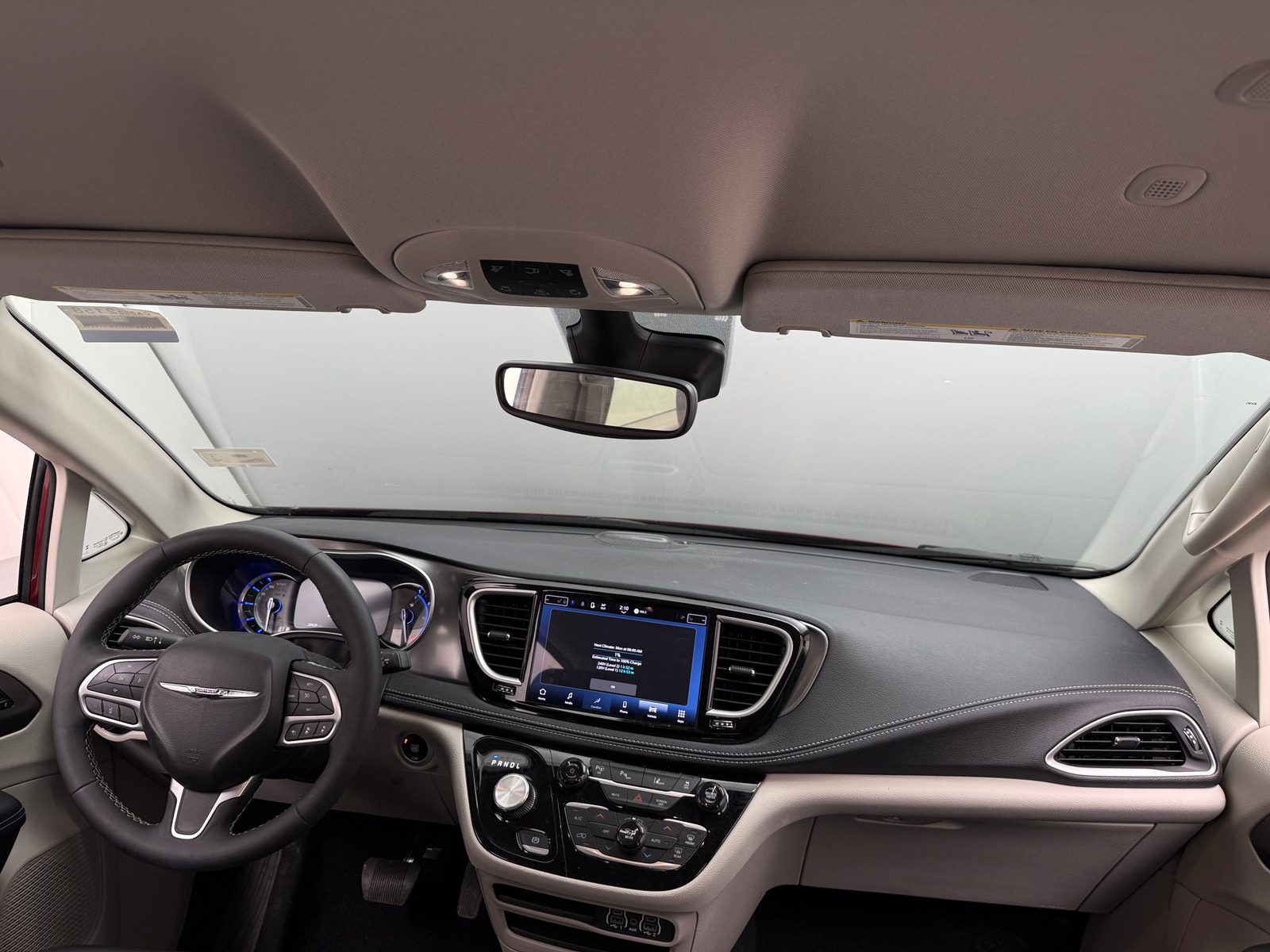 Thumbnail: 2023 Chrysler Pacifica - 2