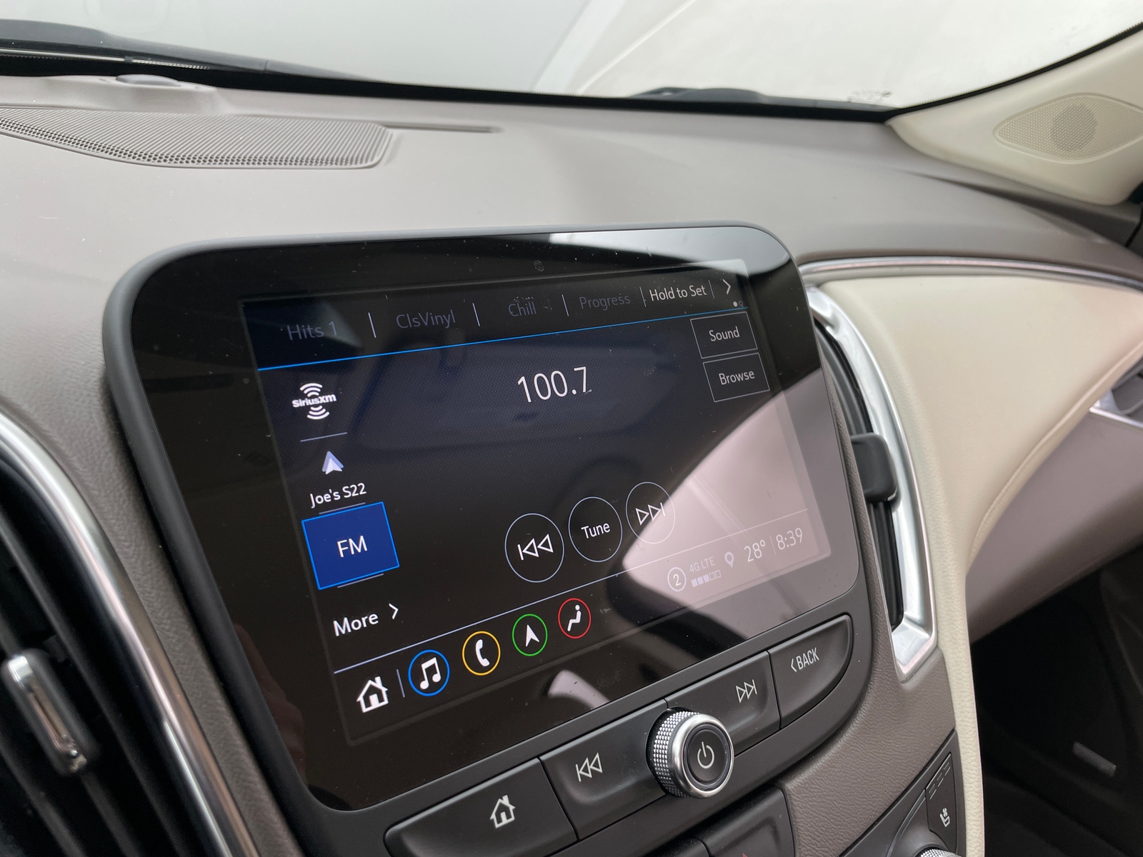 Thumbnail: 2024 Chevrolet Malibu - 3