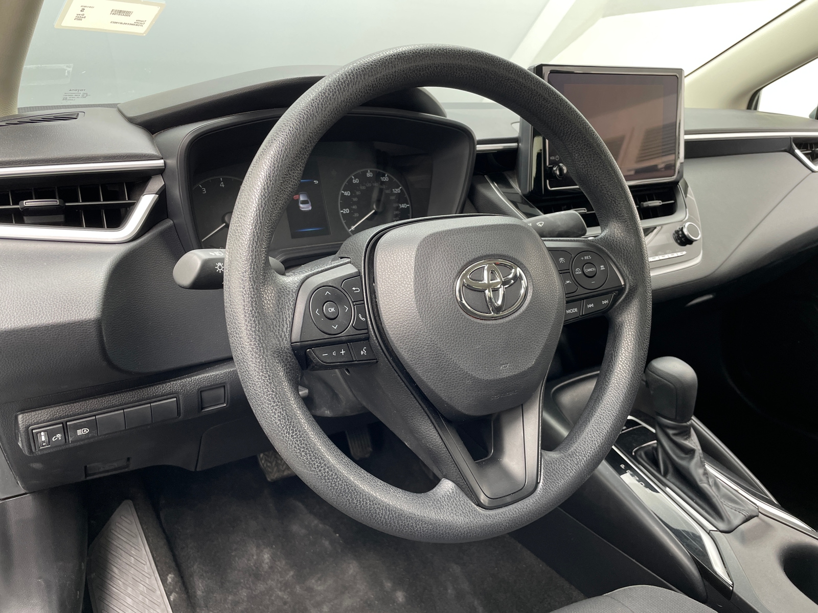 Thumbnail: 2025 Toyota Corolla - 5