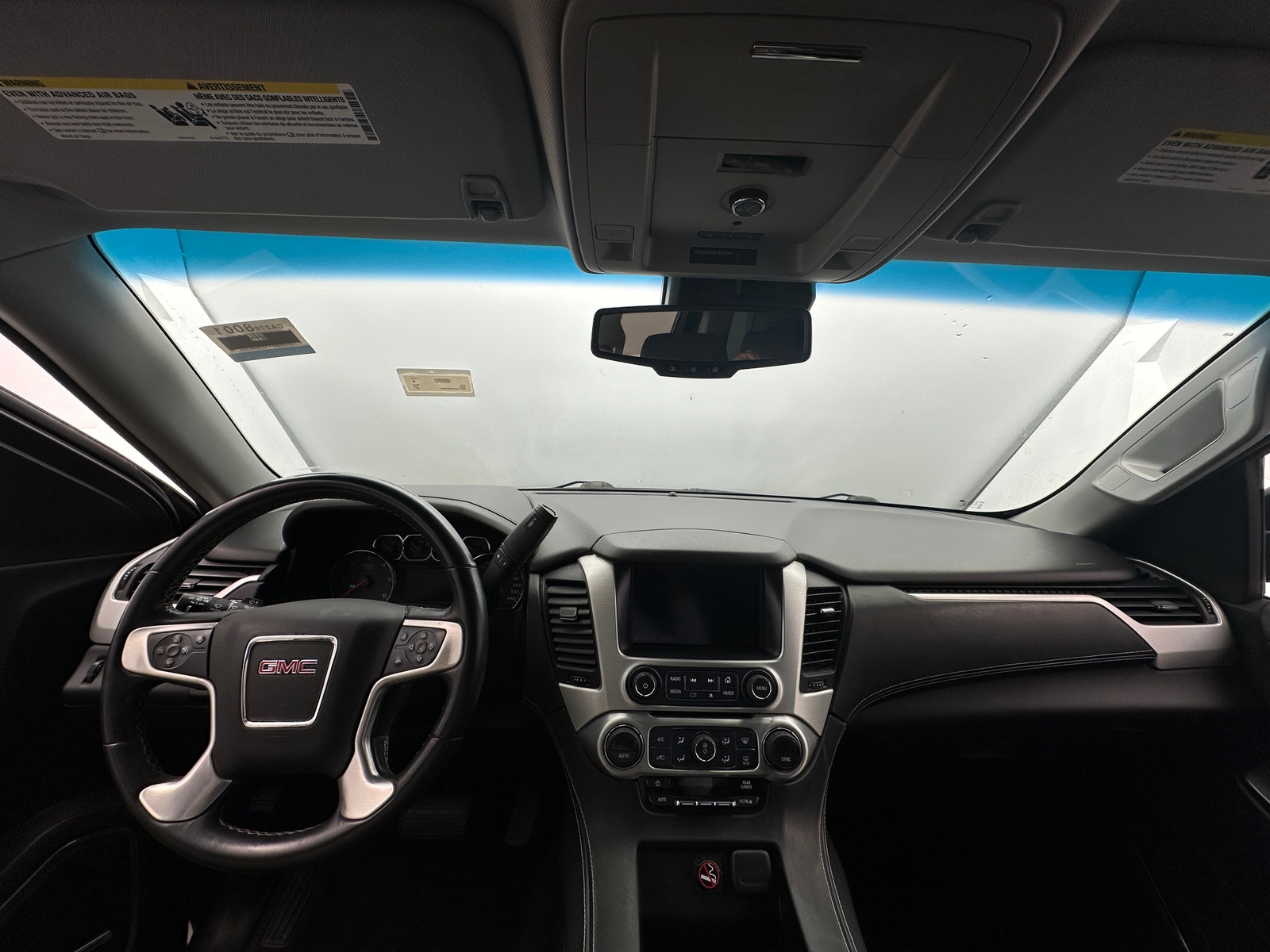 Thumbnail: 2017 GMC Yukon - 3