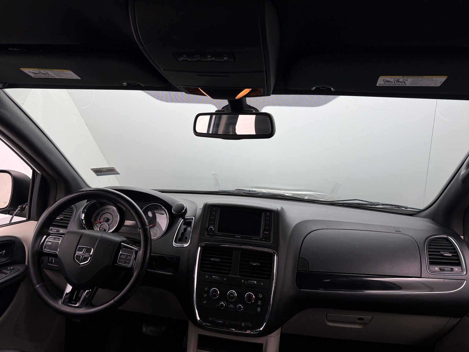 Thumbnail: 2019 Dodge Grand Caravan - 2